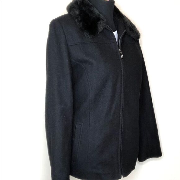 GIACCA Black Wool Coat with Faux Fur Trim - Picture 5 of 15